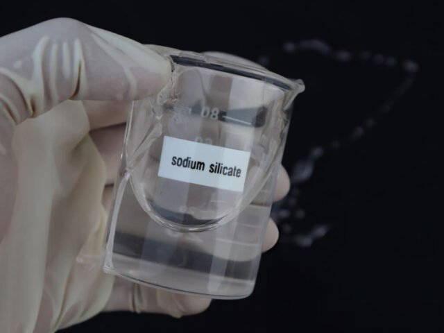 How to Choose the Right Sodium Silicate Liquid Supplier in India